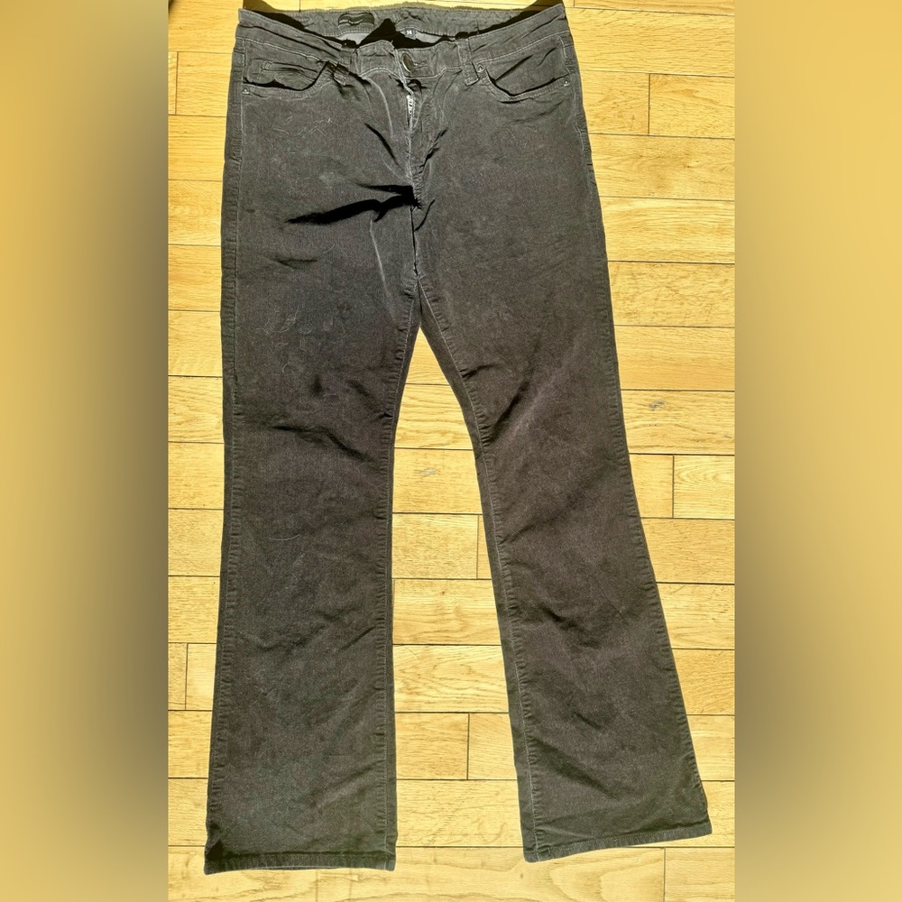 Kut from the Kloth Karen Corduroy Baby Bootcut Pants